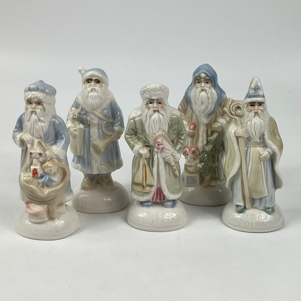 Santas Around the World Set Porcelain 5pc Russia Poland USA Finland 1990s Blue